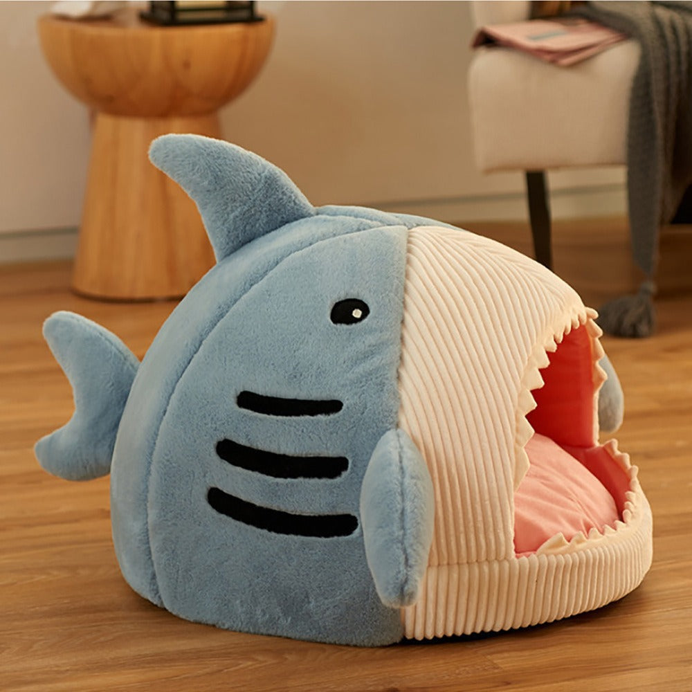 Celebrity Big Mouth Shark Pet Bed - Semi Closed Nest With Mat